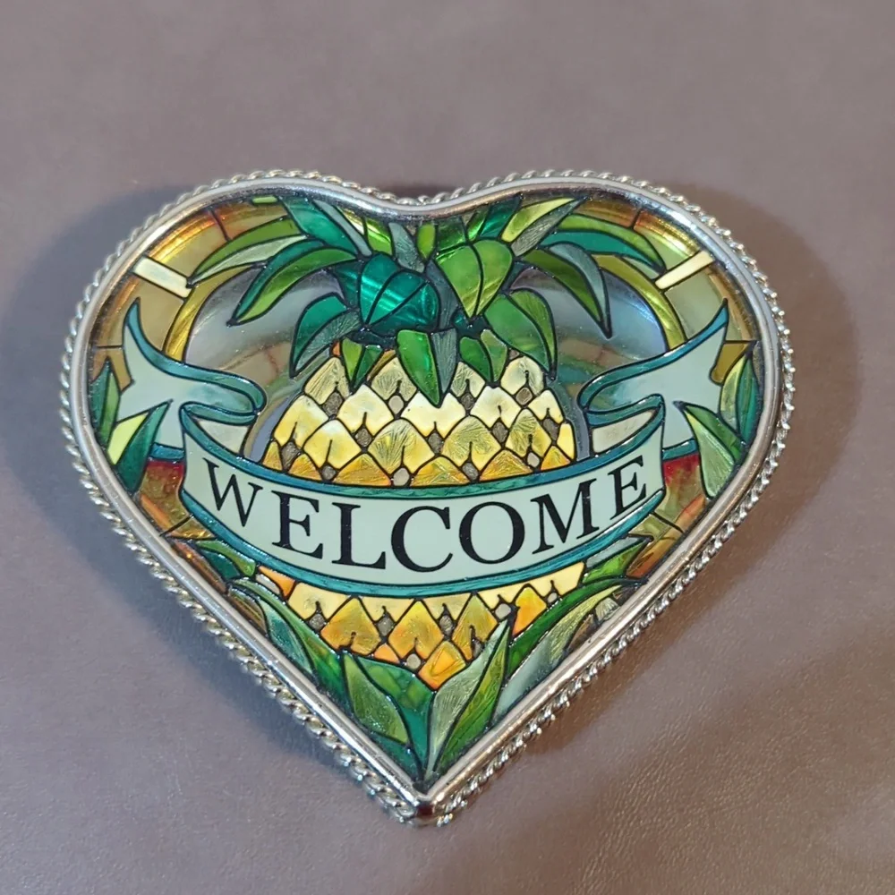 Heart shaped hinged trinket box mirror inside with painted welcome pineapple